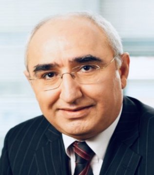 Av. Arb. Mehmet Kenan EREN